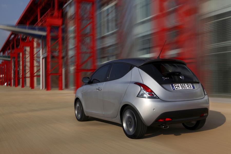  Lancia Ypsilon 2011 года  (фото 58 из 96)